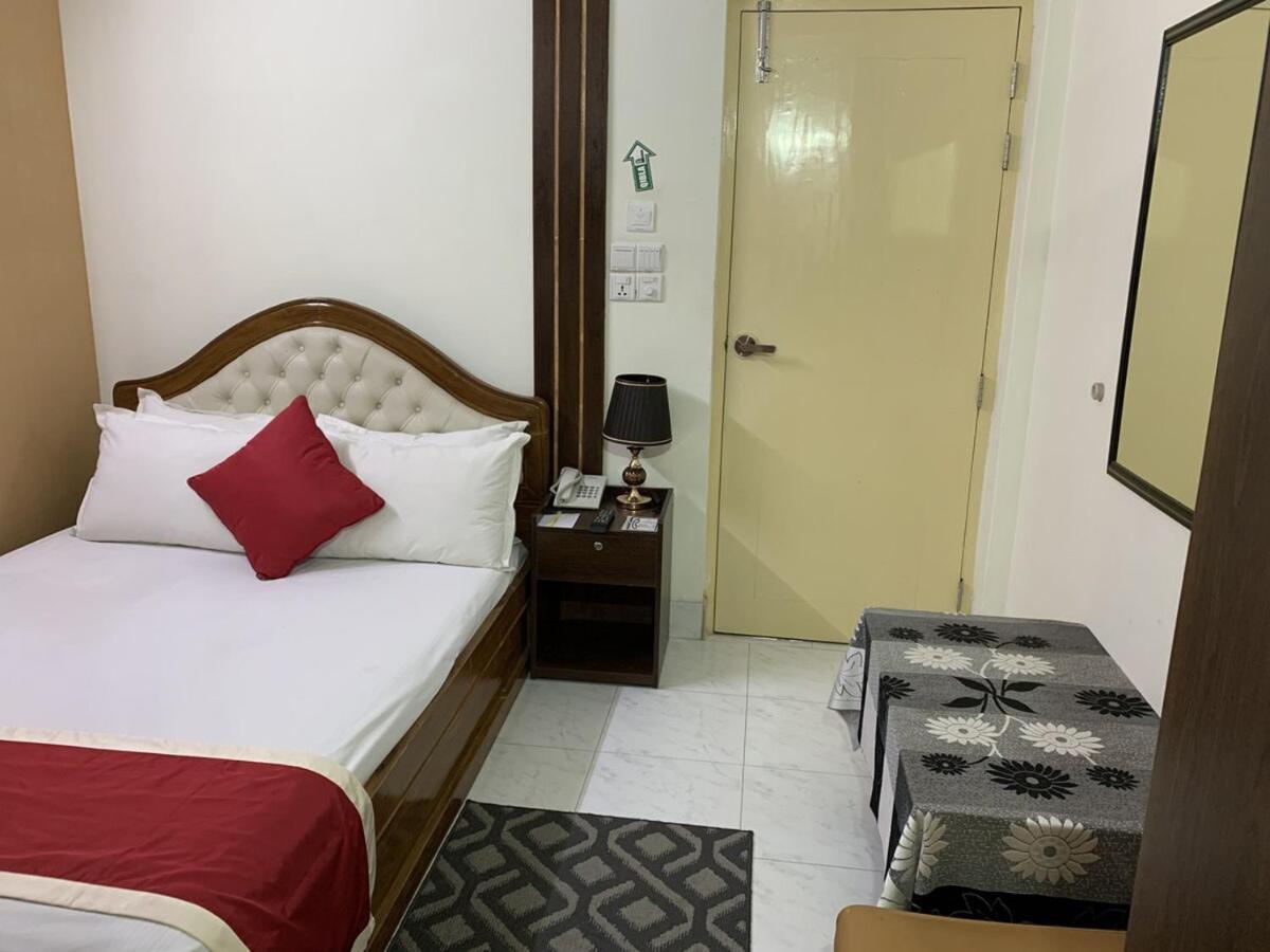 Hotel Grand Circle Inn Дакка Екстер'єр фото